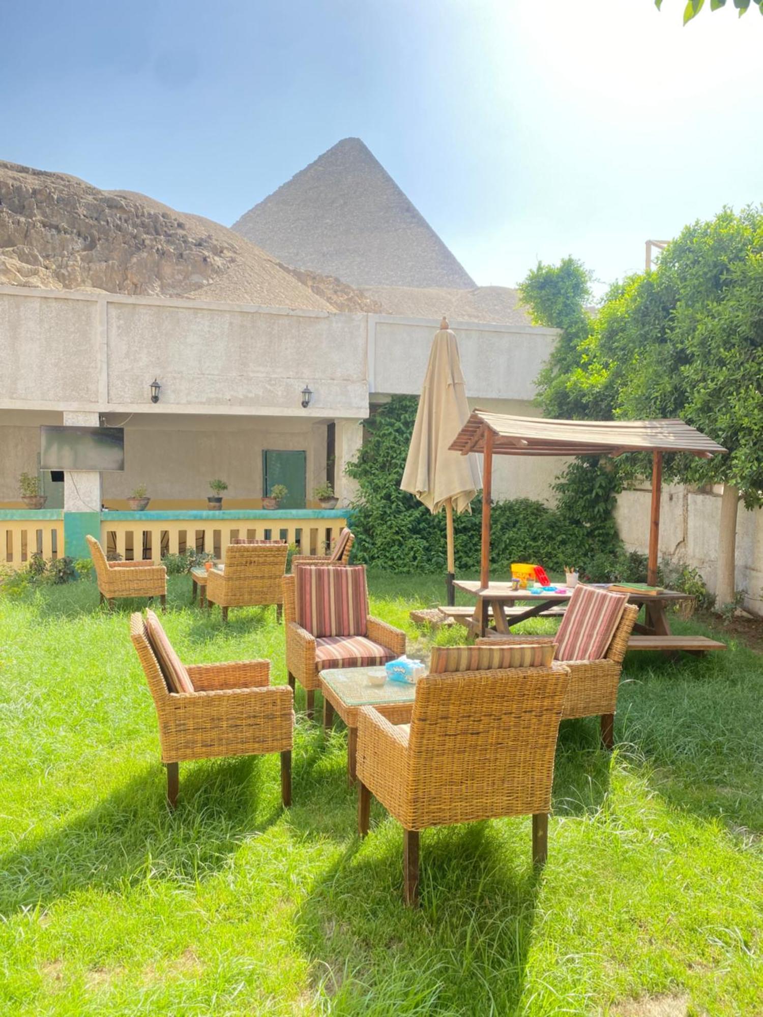 The Grand Pyramids View Hotel Kafret el-Gabal Exterior foto